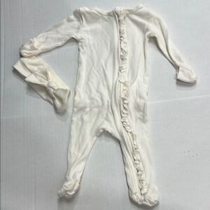 Caden Lane White Cloud Bamboo waffle ruffle footie pajamas size 0-3 months NWOT